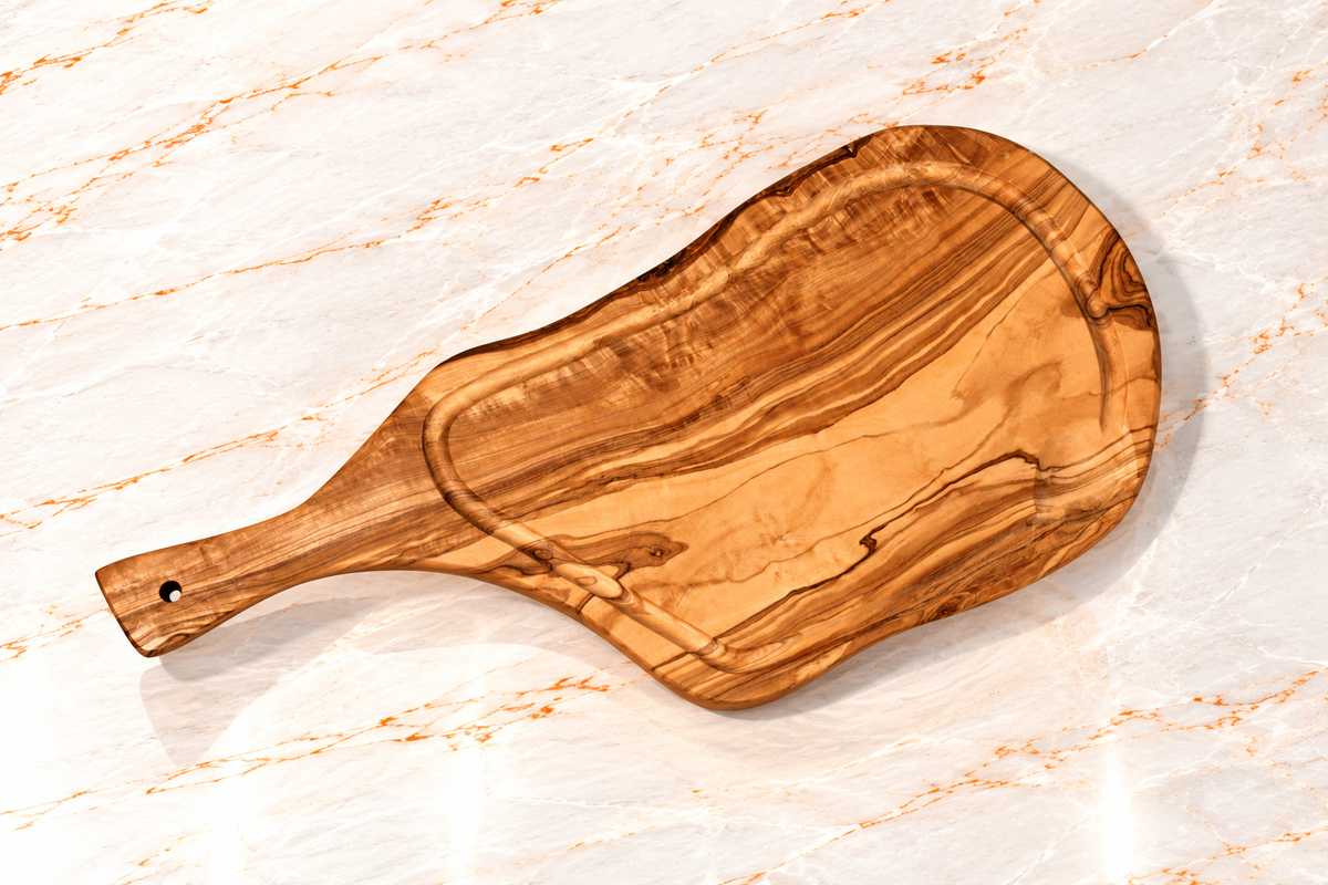 Steak board with handle and juice groove